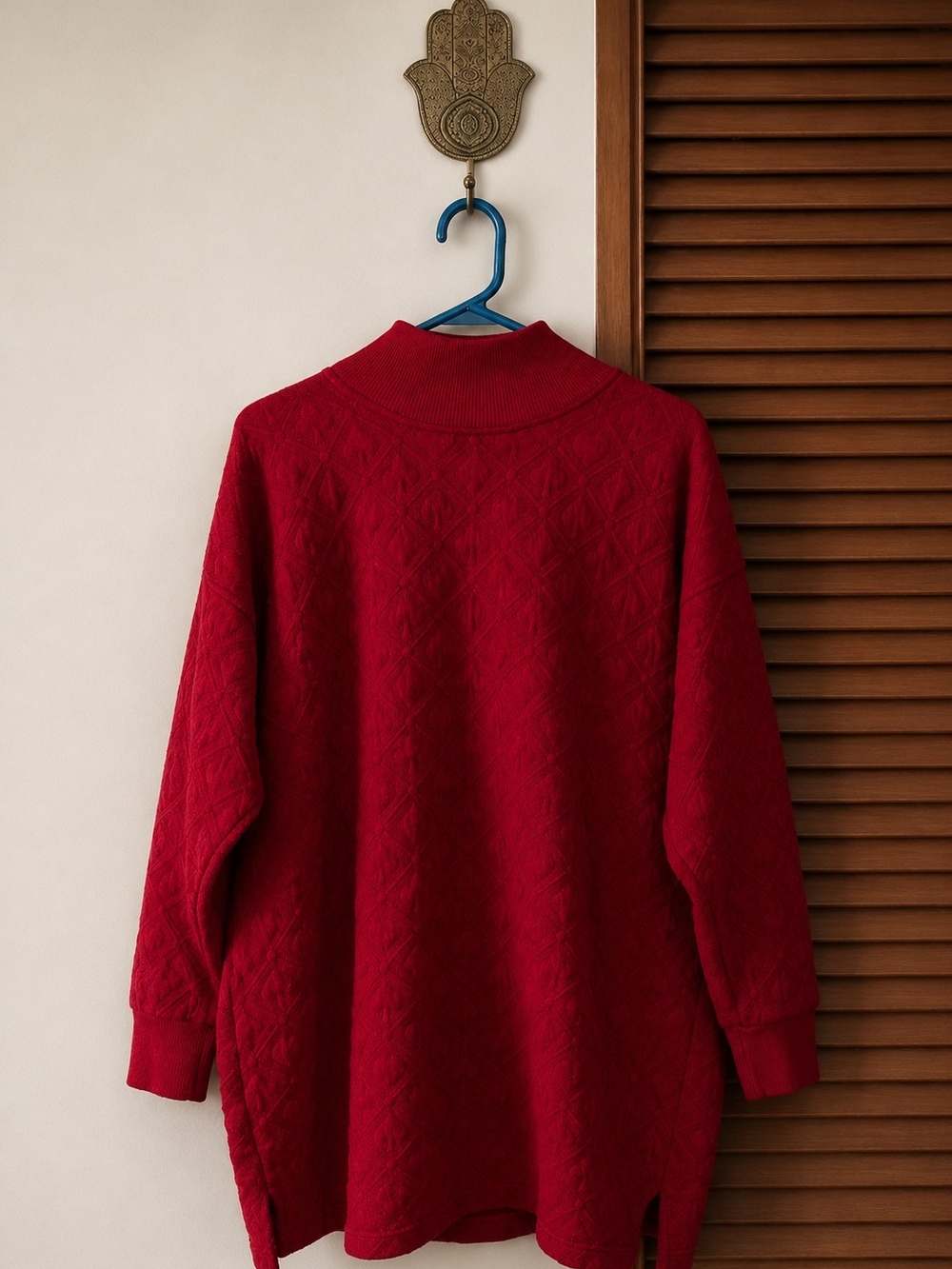 Vintage Red Women's Textured Knit Sweater Playing Card Suits Design